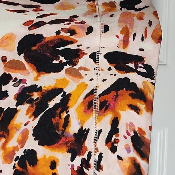 PLUS SIZE WESTBOUND WOMAN'S TOP - Picture 4 of 10